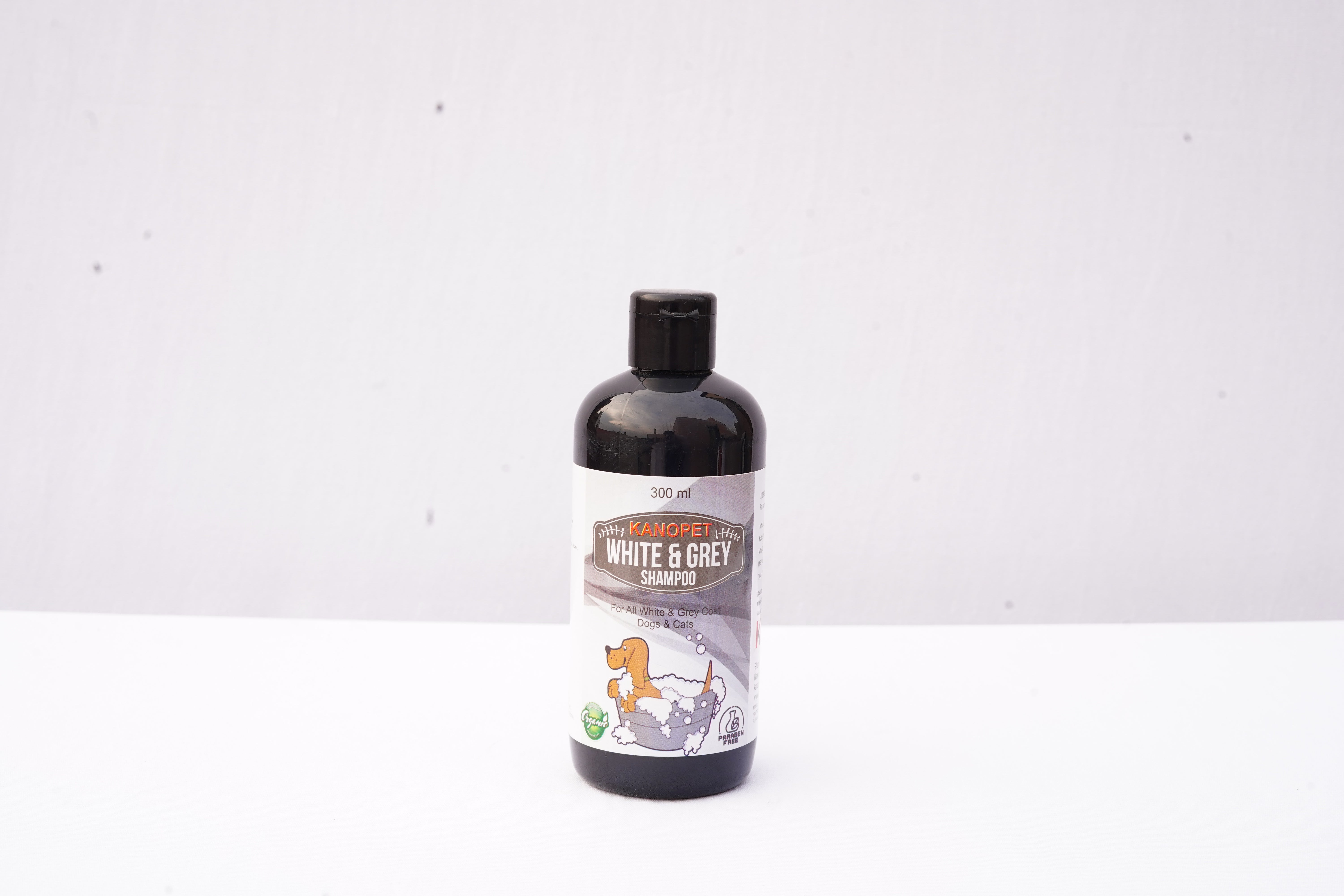 White & Grey Shampoo